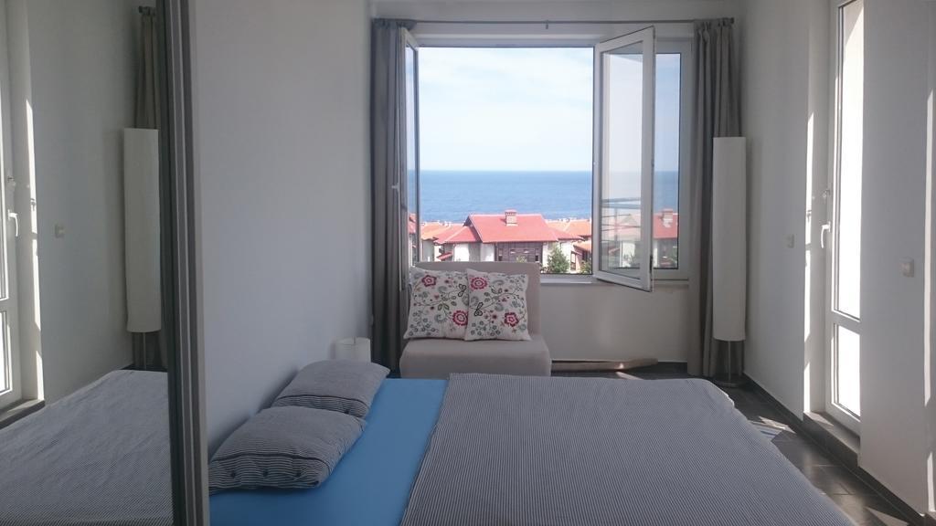 High In The Sky Apartments Sozopol Extérieur photo